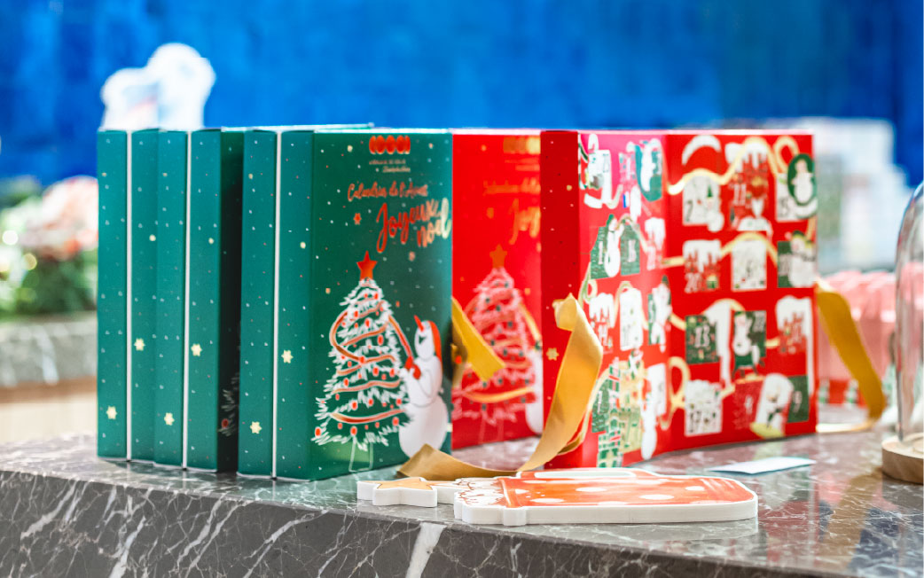 Identité visuelle packaging merchandising scénographie Noël 2023 L'Éclair de Génie Calendrier de l'Avent